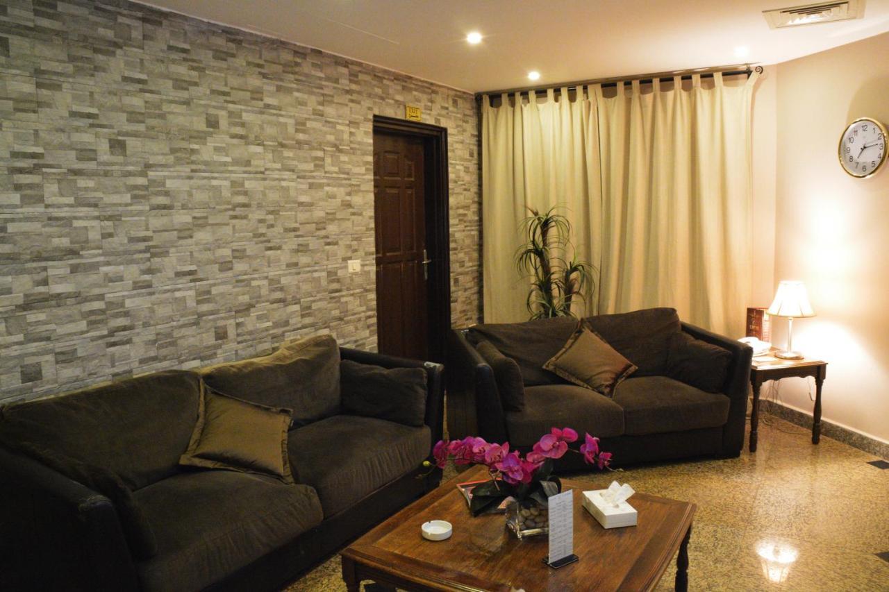 Capri Hotel Suites Amman Extérieur photo