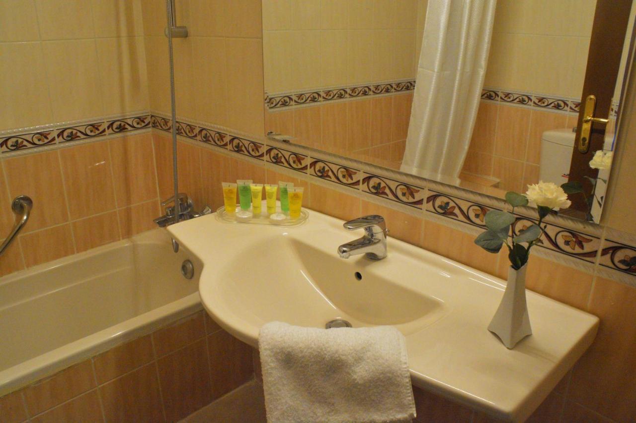 Capri Hotel Suites Amman Extérieur photo